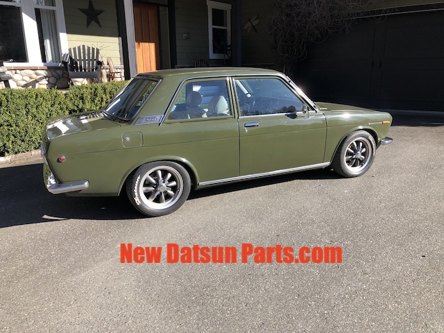 1972 510 olive green white interior