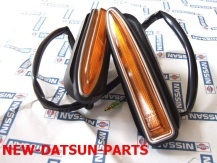 DATSUN 510 BLUEBIRD SIDE FENDER LAMPS 