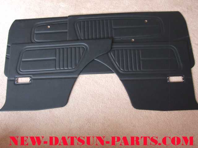 DATSUN 510 BLACK DOOR PANELS