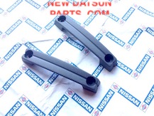  DATSUN INTERIOR DOOR PULLS 