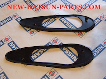 DATSUN ROADSTER FRONT TEARDROP MARKER LIGHT WEATHER-STRIPS 