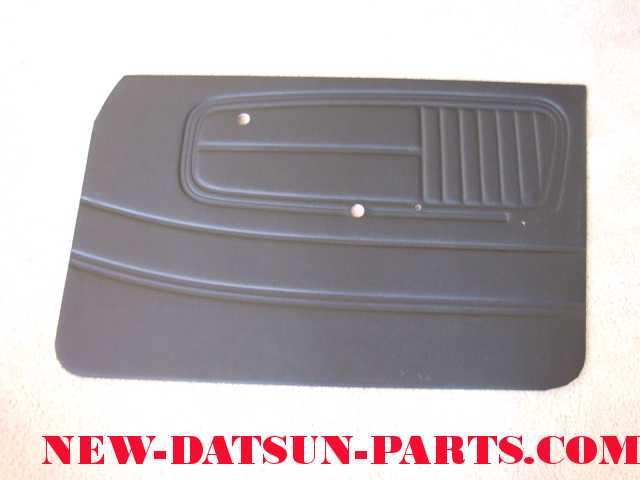 DATSUN 510 WAGON BLACK INTERIOR DOOR PANELS FRONT