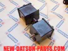 DATSUN 1200 B110 FRONT ENGINE MOUNTS 
