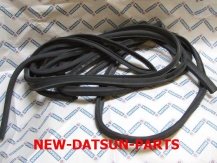 DATSUN 510 4 DR & WAGON FRONT & REAR DOOR RUBBERS 