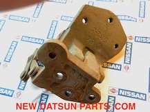 DATSUN 510 RIGHT LOWER 2DR DOOR HINGE 