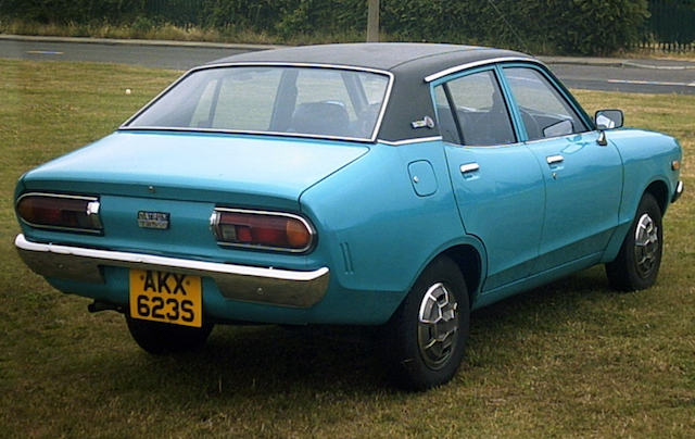 DATSUN B210 4 dr car