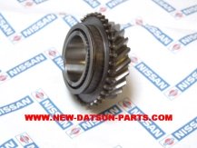  DATSUN ROADSTER 5 SPEED USED SPLINED 5TH GEAR 