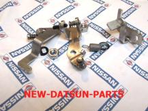  DATSUN ROADSTER 2000 SOLEX LINKAGE 