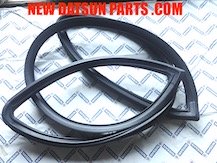 Datsun B210 rear windshield rubber