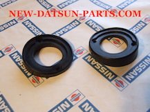 DATSUN ROADSTER 1969 REAR SIDE LIGHTS WEATHERSTRIPS 