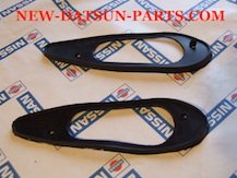 DATSUN ROADSTER FRONT TEARDROP MARKER LIGHT WEATHER-STRIPS 