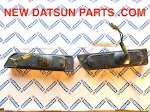 DATSUN 510 FRONT PARK TURN LAMPS 